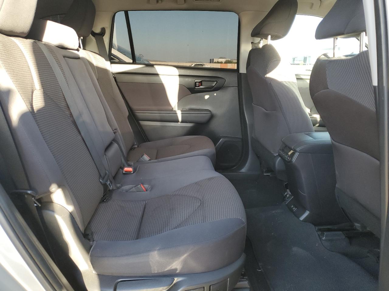 2021 Toyota Highlander L VIN: 5TDZZRAH3MS074974 Lot: 57108895