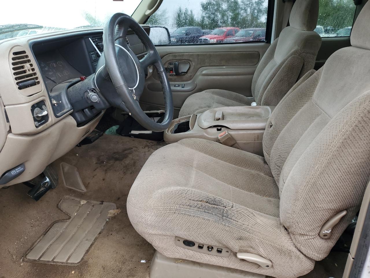 1998 Chevrolet Gmt-400 K1500 VIN: 2GCEK19R9W1220855 Lot: 57101165