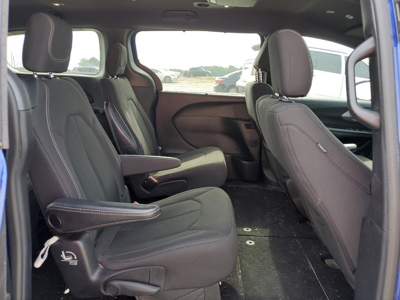 2019 Chrysler Pacifica Touring Plus VIN: 2C4RC1FG5KR732819 Lot: 57215975