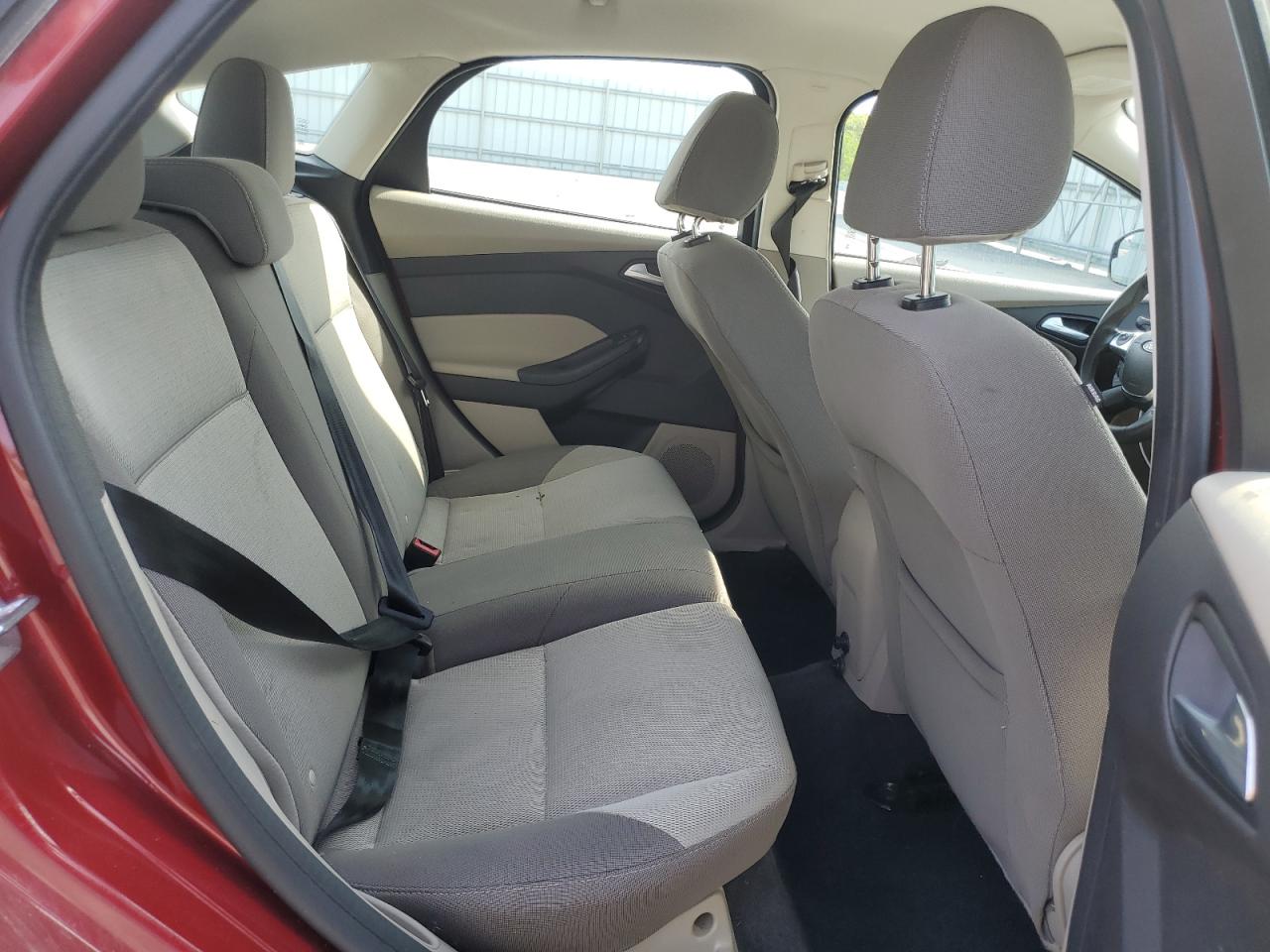 2014 Ford Focus Se VIN: 1FADP3K24EL395289 Lot: 56748865