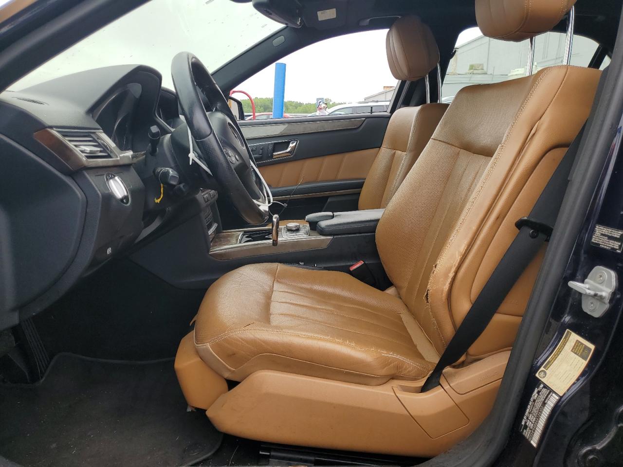 2010 Mercedes-Benz E 550 4Matic VIN: WDDHF9AB8AA128302 Lot: 56785255