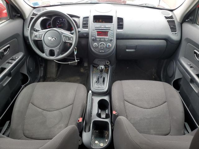 Parquets KIA SOUL 2013 Czerwony