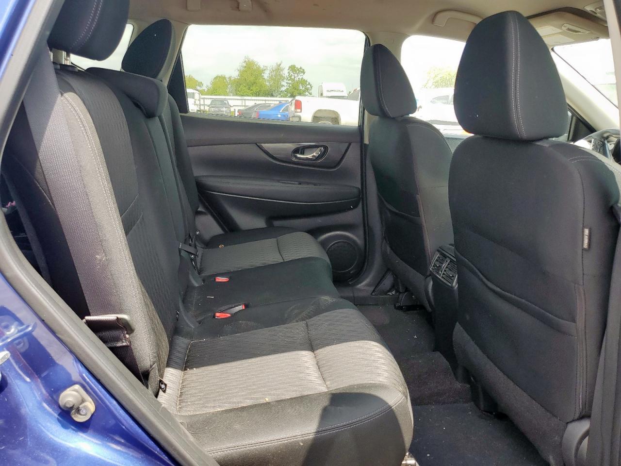 2017 Nissan Rogue S VIN: KNMAT2MT4HP566788 Lot: 57118265