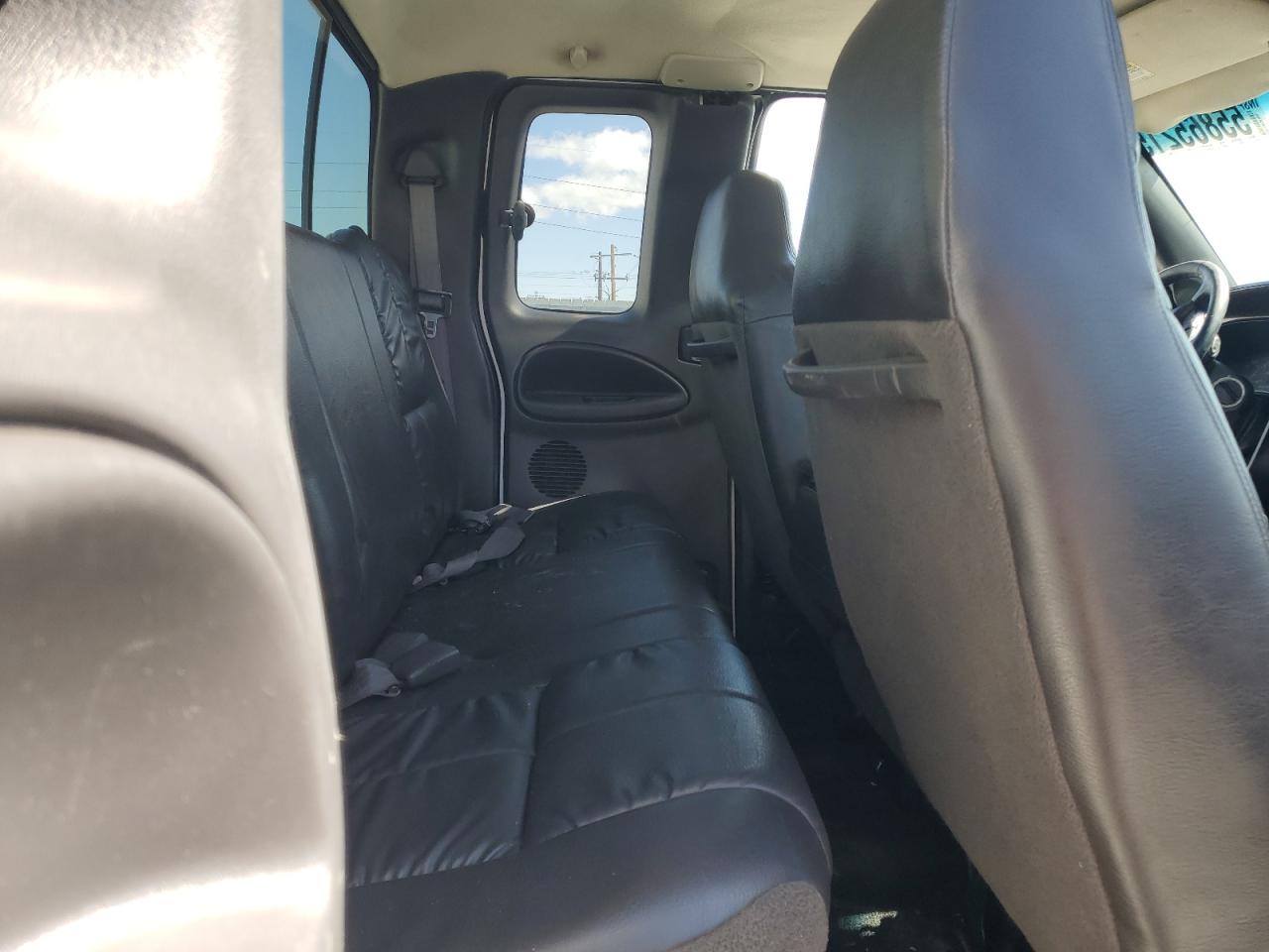 2000 Dodge Ram 2500 VIN: 1B7KF2361YJ118129 Lot: 55865215
