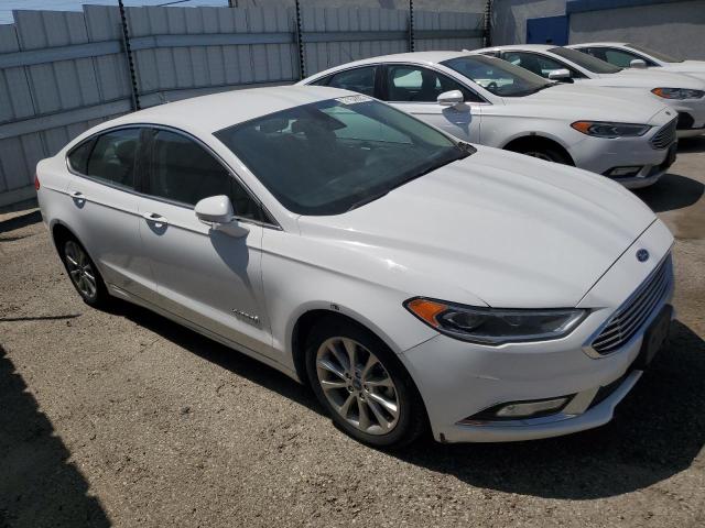 Седани FORD FUSION 2017 Білий