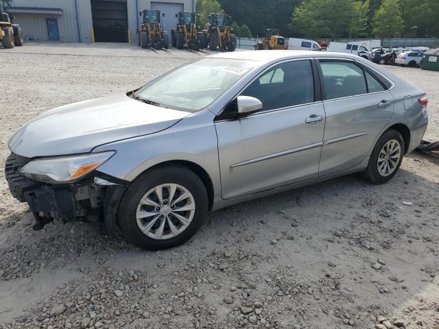  TOYOTA CAMRY 2016 Серебристый