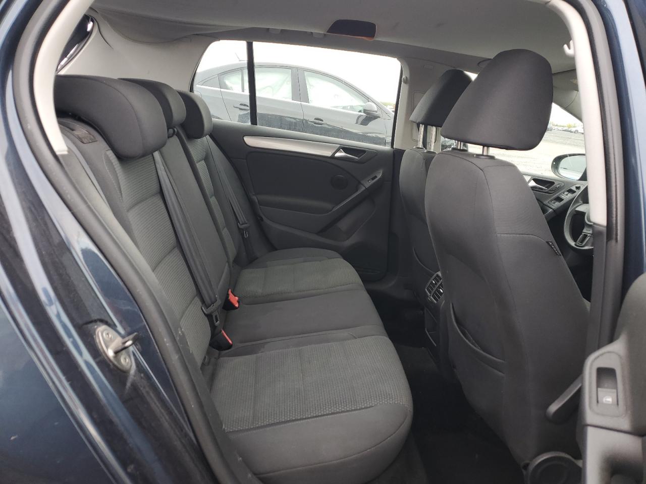 2010 Volkswagen Golf VIN: WVWDA7AJ3AW241905 Lot: 56644975