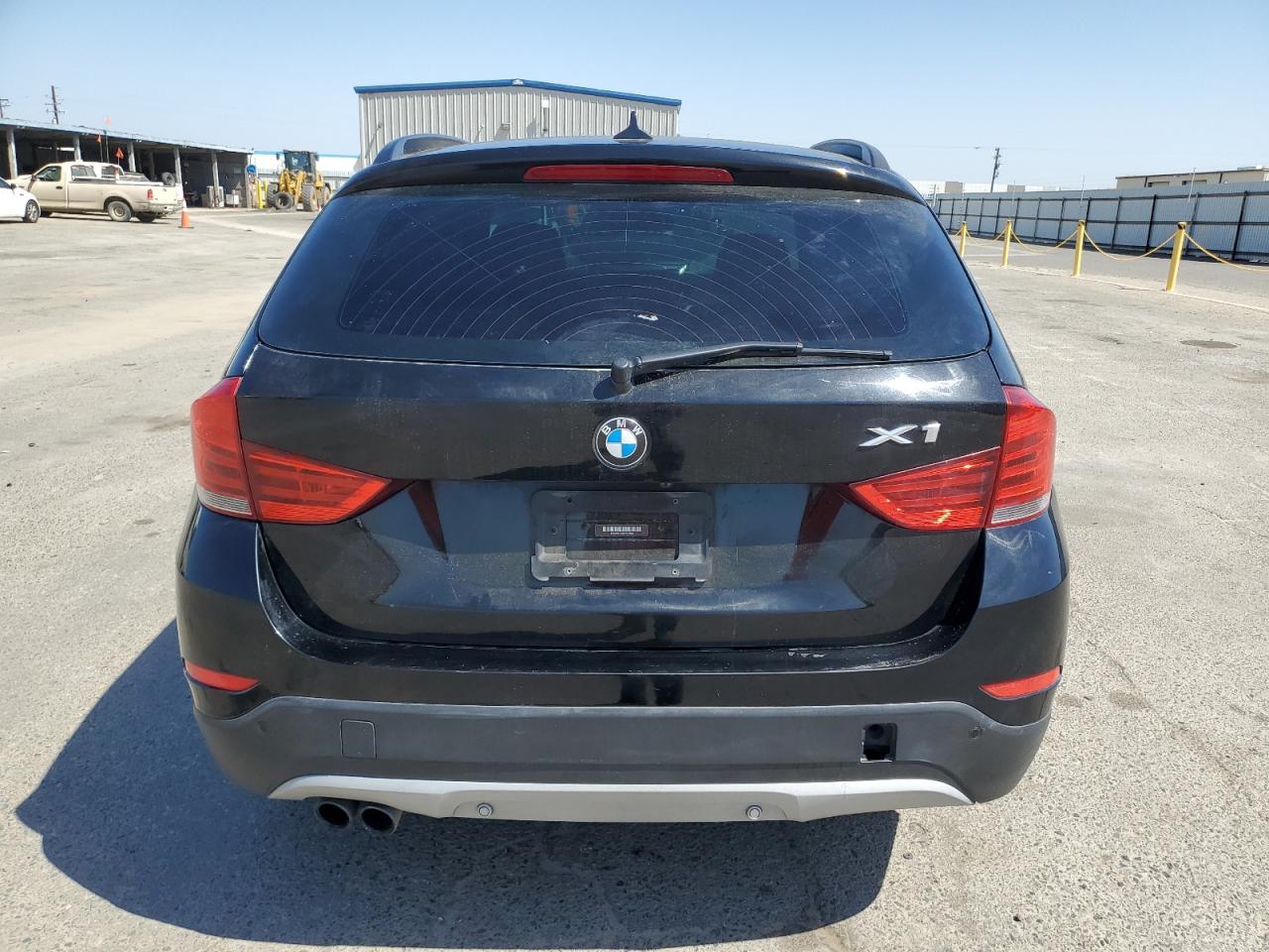 2015 BMW X1 Sdrive28I VIN: WBAVM1C55FV316946 Lot: 56053445