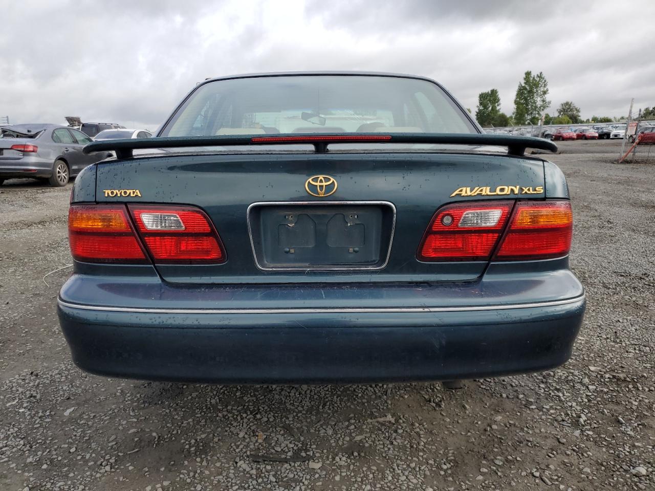 1998 Toyota Avalon Xl VIN: 4T1BF18BXWU257621 Lot: 57071025