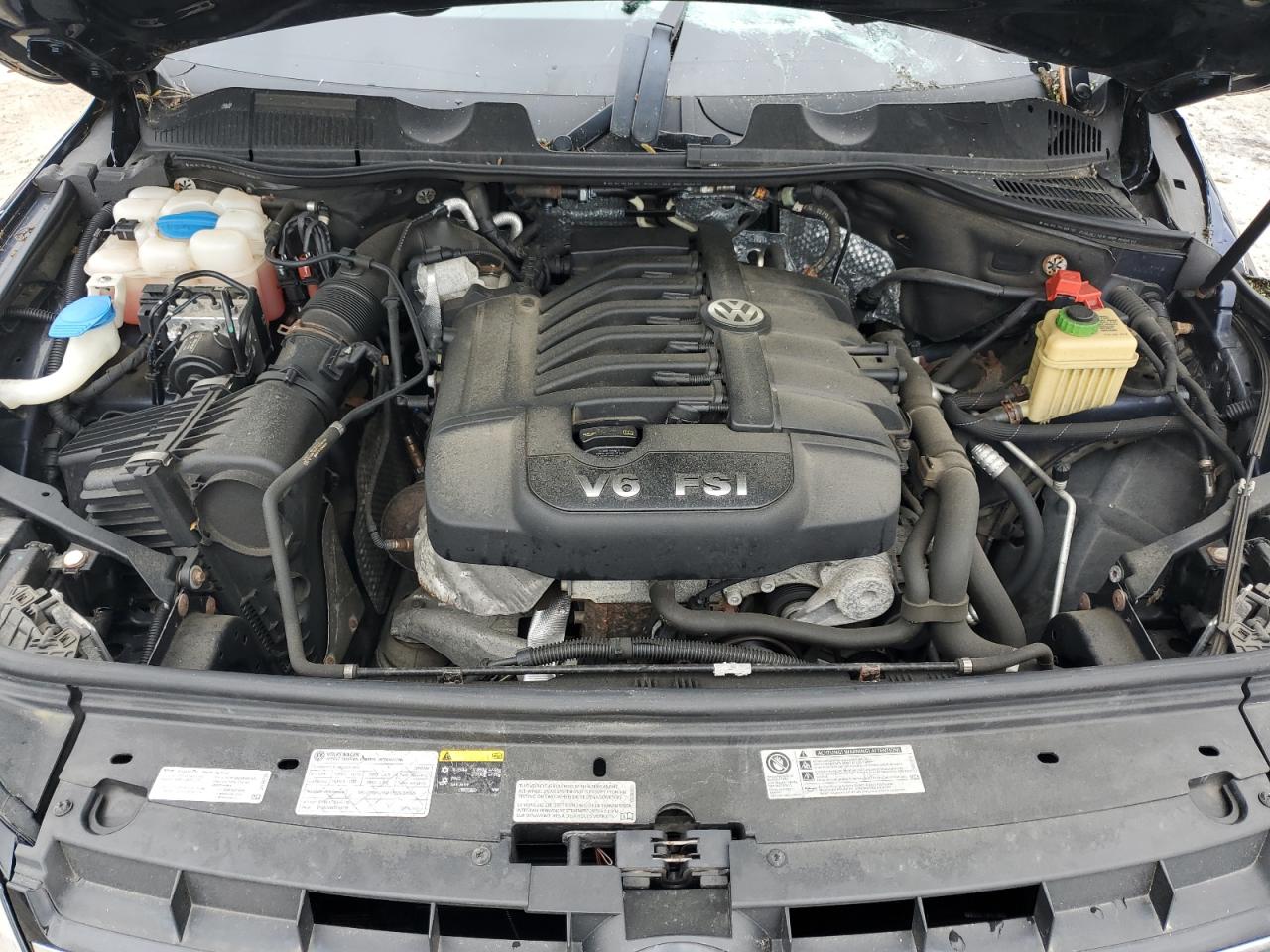2014 Volkswagen Touareg V6 VIN: WVGEF9BP4ED012330 Lot: 58896205