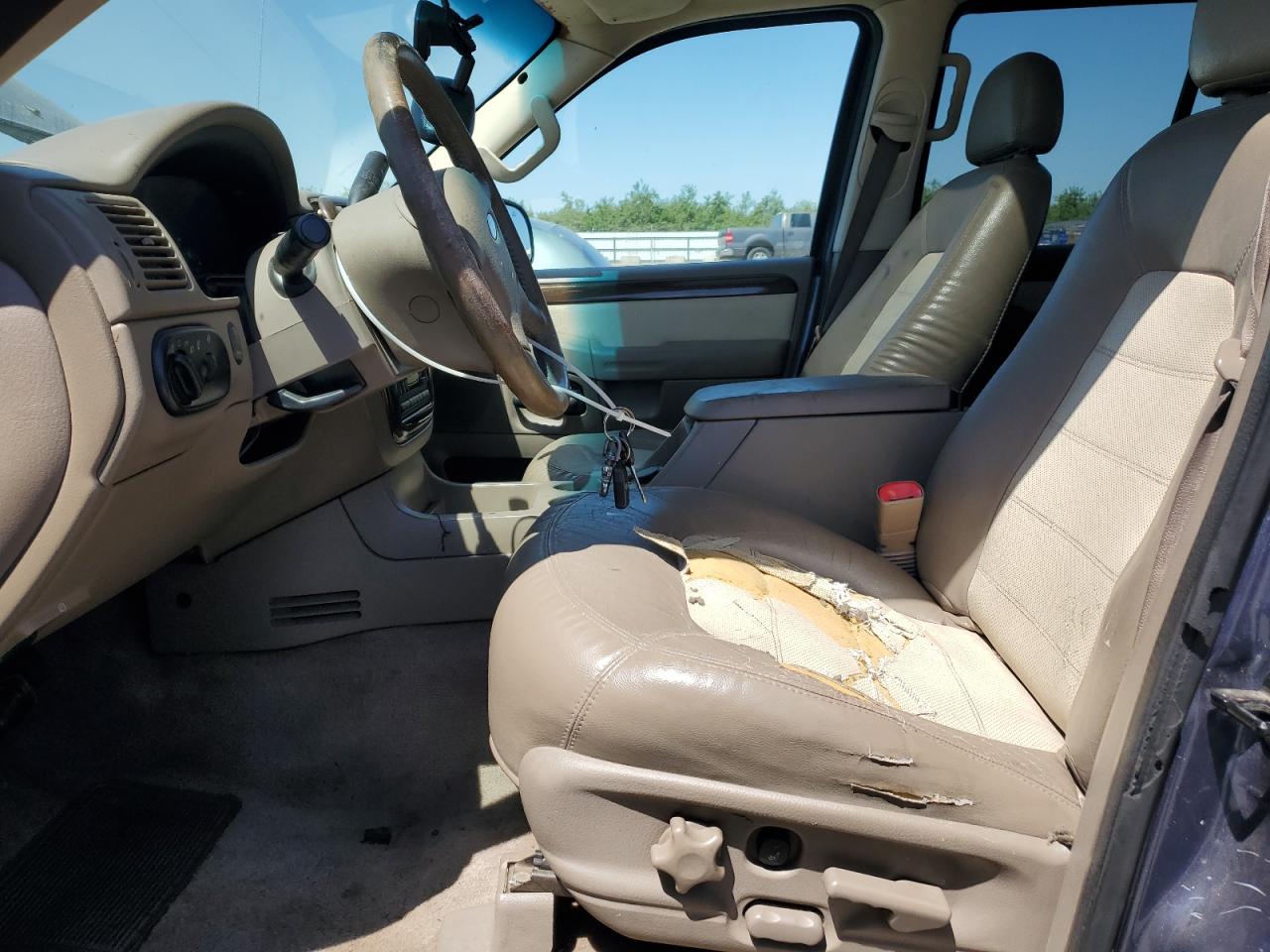 2003 Ford Explorer Eddie Bauer VIN: 1FMZU84W63UC10569 Lot: 56766695
