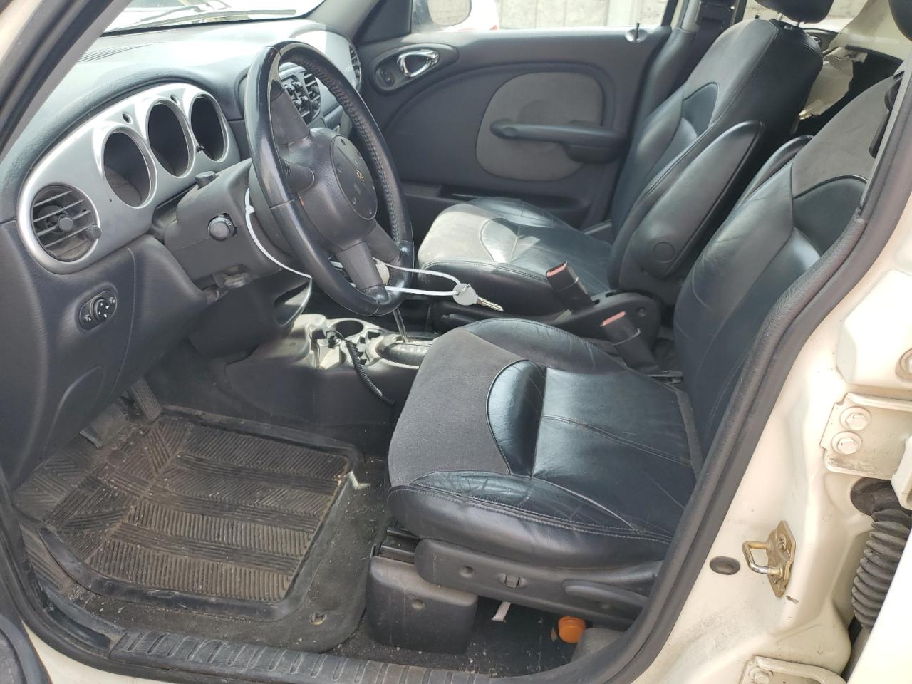 2004 Chrysler Pt Cruiser Limited VIN: 3C8FY68BX4T261719 Lot: 54254865