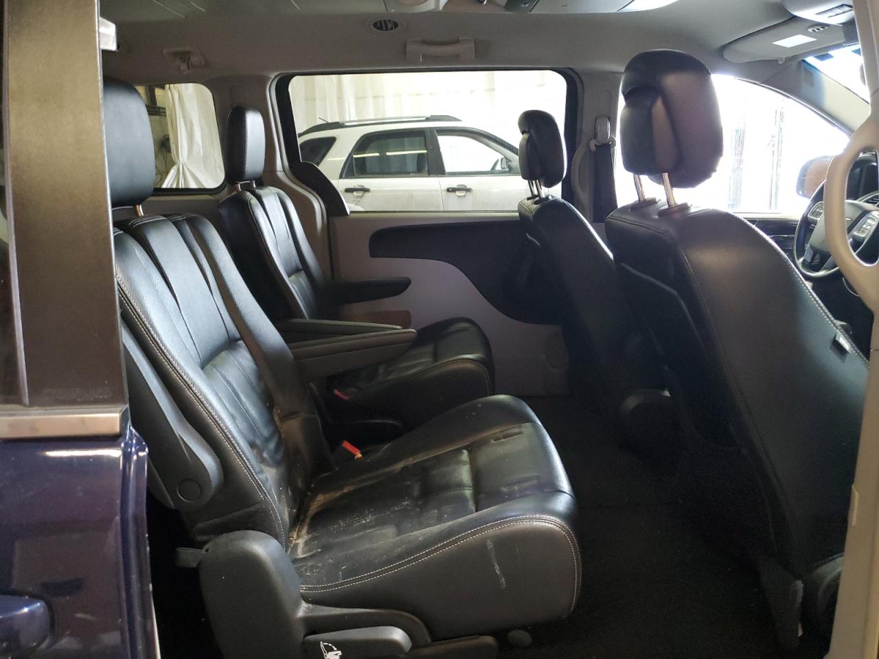 2013 Chrysler Town & Country Touring VIN: 2C4RC1BG6DR819136 Lot: 57430235