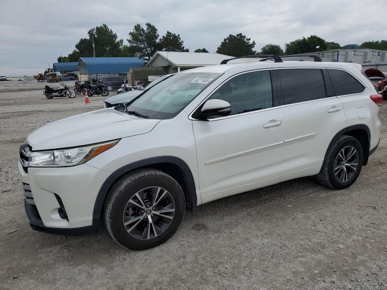 2017 Toyota Highlander Le zu verkaufen in Prairie Grove, AR - Hail
