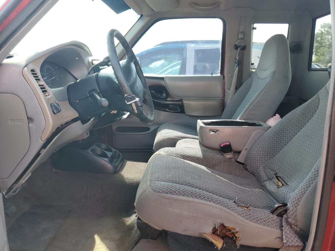 1999 Ford Ranger Super Cab VIN: 1FTYR14X8XTB04587 Lot: 57884925