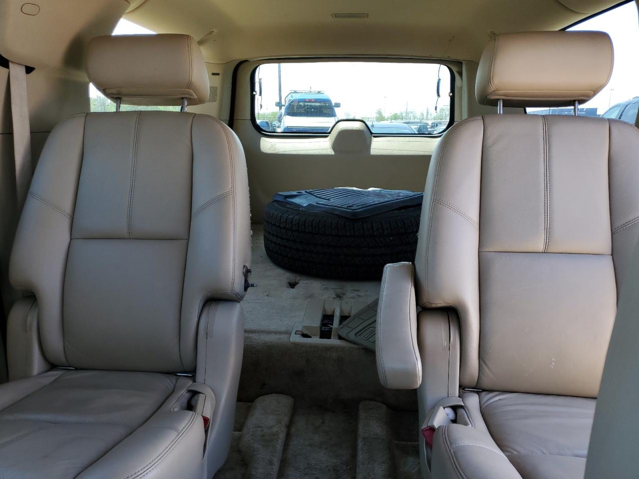 2008 Chevrolet Suburban K1500 Ls VIN: 1GNFK16308R212830 Lot: 56477205