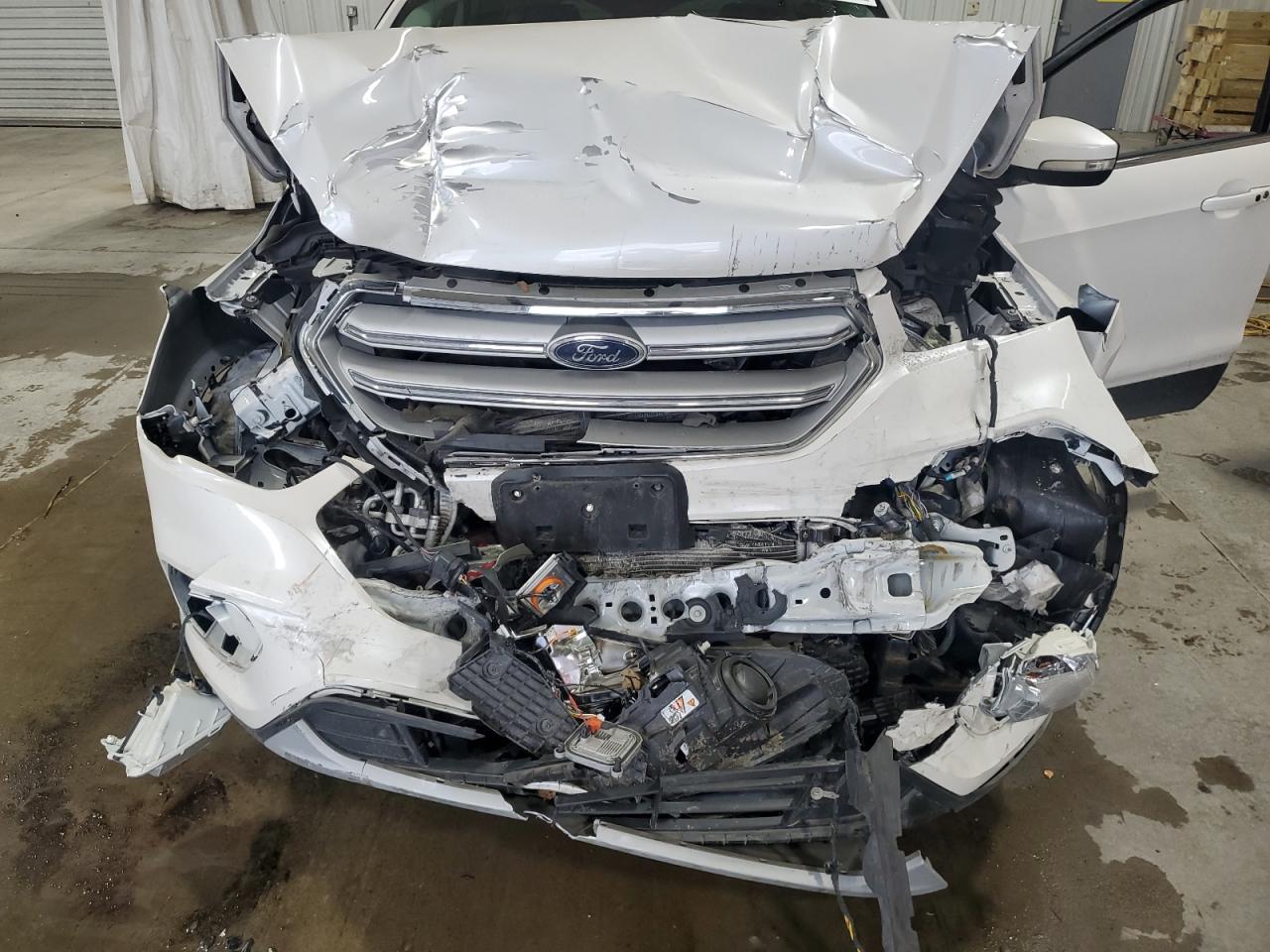 2019 Ford Escape Titanium VIN: 1FMCU9J97KUA85865 Lot: 56643135