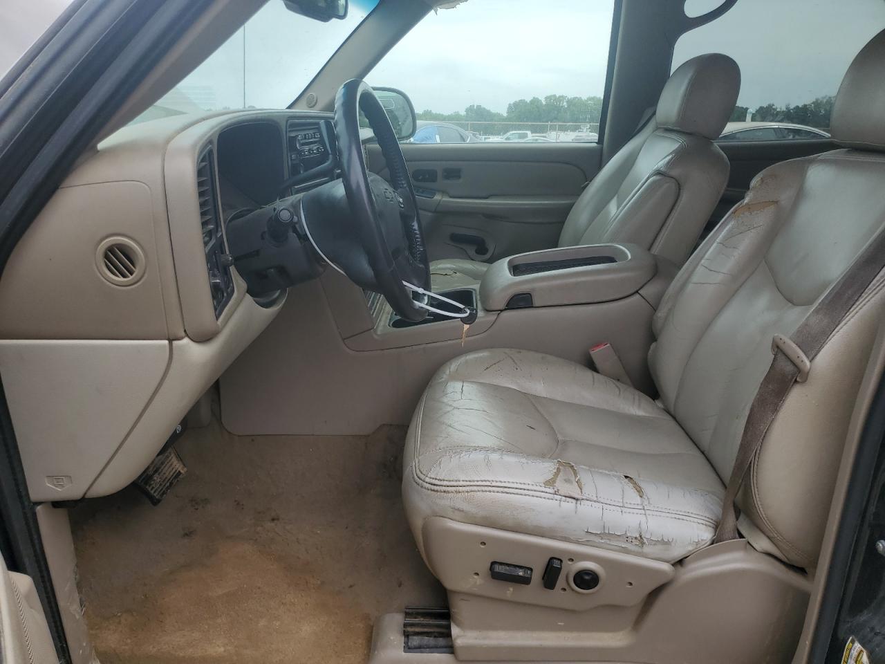 2005 Chevrolet Tahoe C1500 VIN: 1GNEC13T65R205292 Lot: 57289505