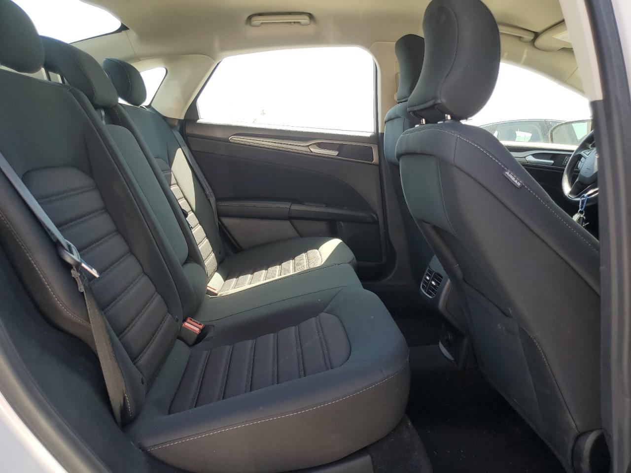 2019 Ford Fusion Se VIN: 3FA6P0LU7KR263969 Lot: 57158035