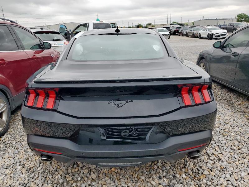  FORD MUSTANG 2016 Czarny