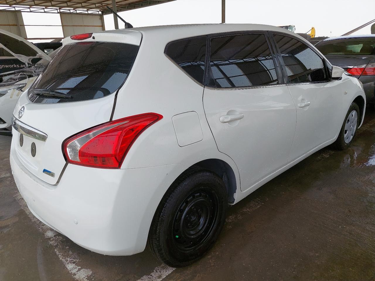 MNTBC2C93E6002828 - 2014 Nissan Tiida - #57015665