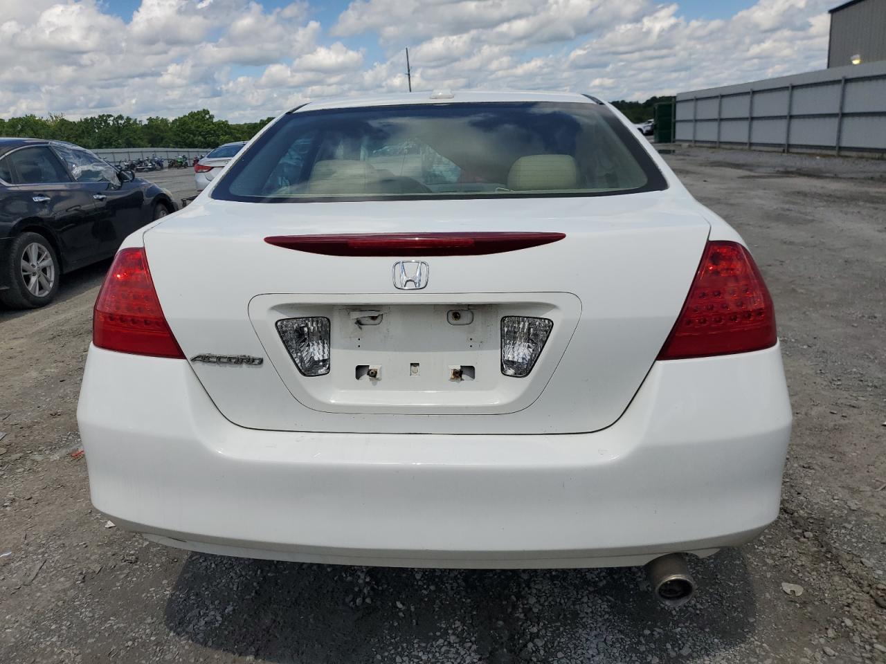 2007 Honda Accord Ex VIN: 1HGCM56827A187629 Lot: 57039325