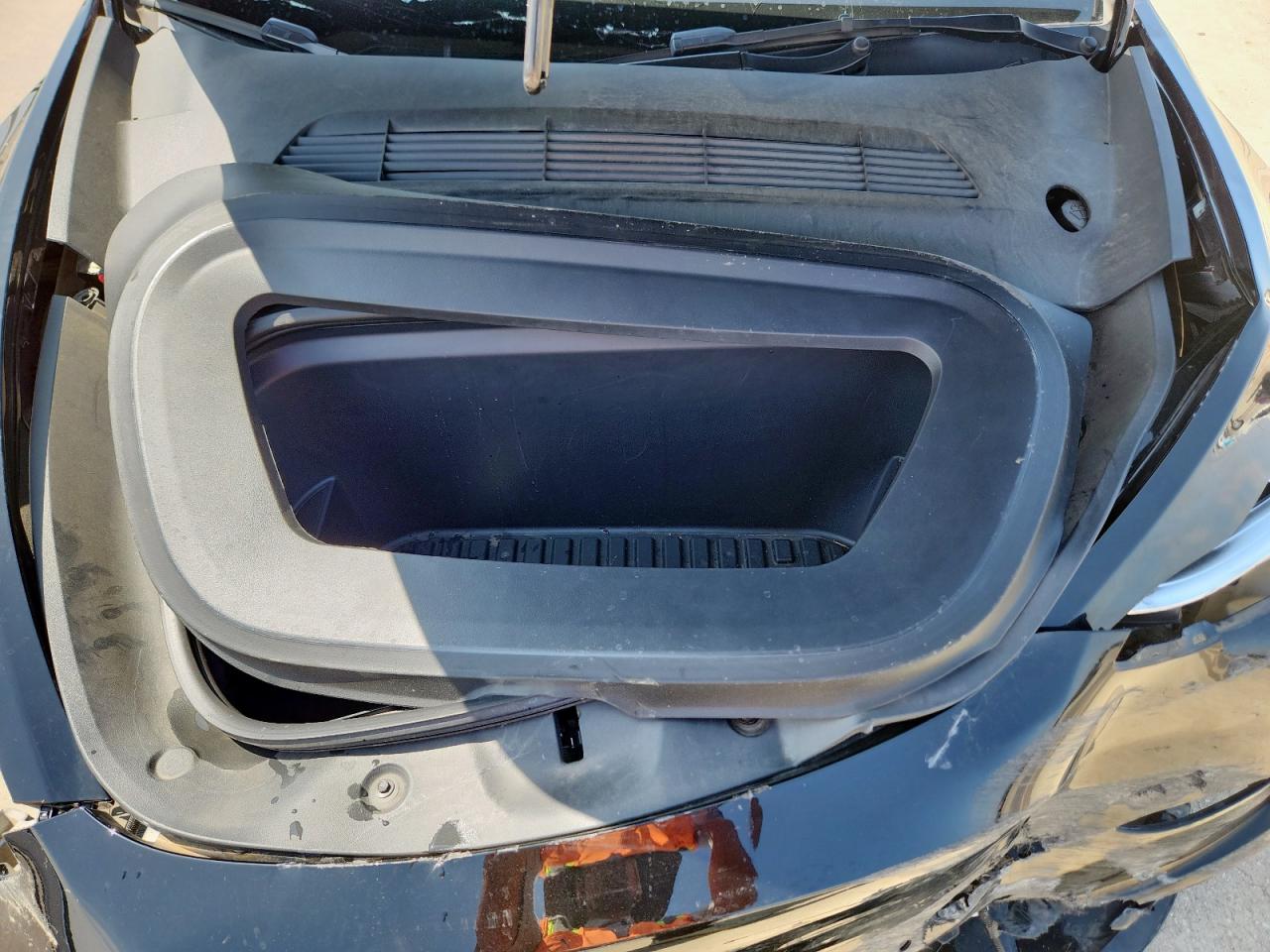 2022 Tesla Model Y VIN: 7SAYGDEE9NA002767 Lot: 58671105