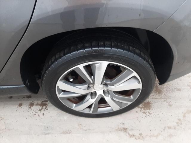 2015 PEUGEOT 2008 CROSS