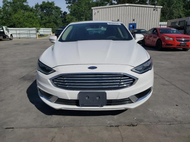  FORD FUSION 2018 Белый