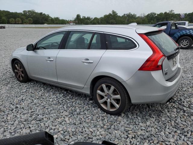  VOLVO V60 2016 Серебристый