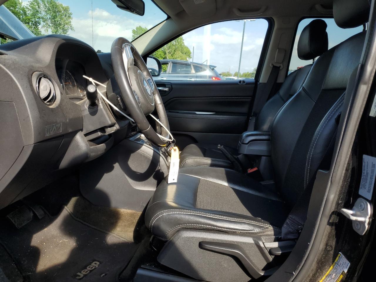 2016 Jeep Compass Latitude VIN: 1C4NJDEBXGD758435 Lot: 56894415