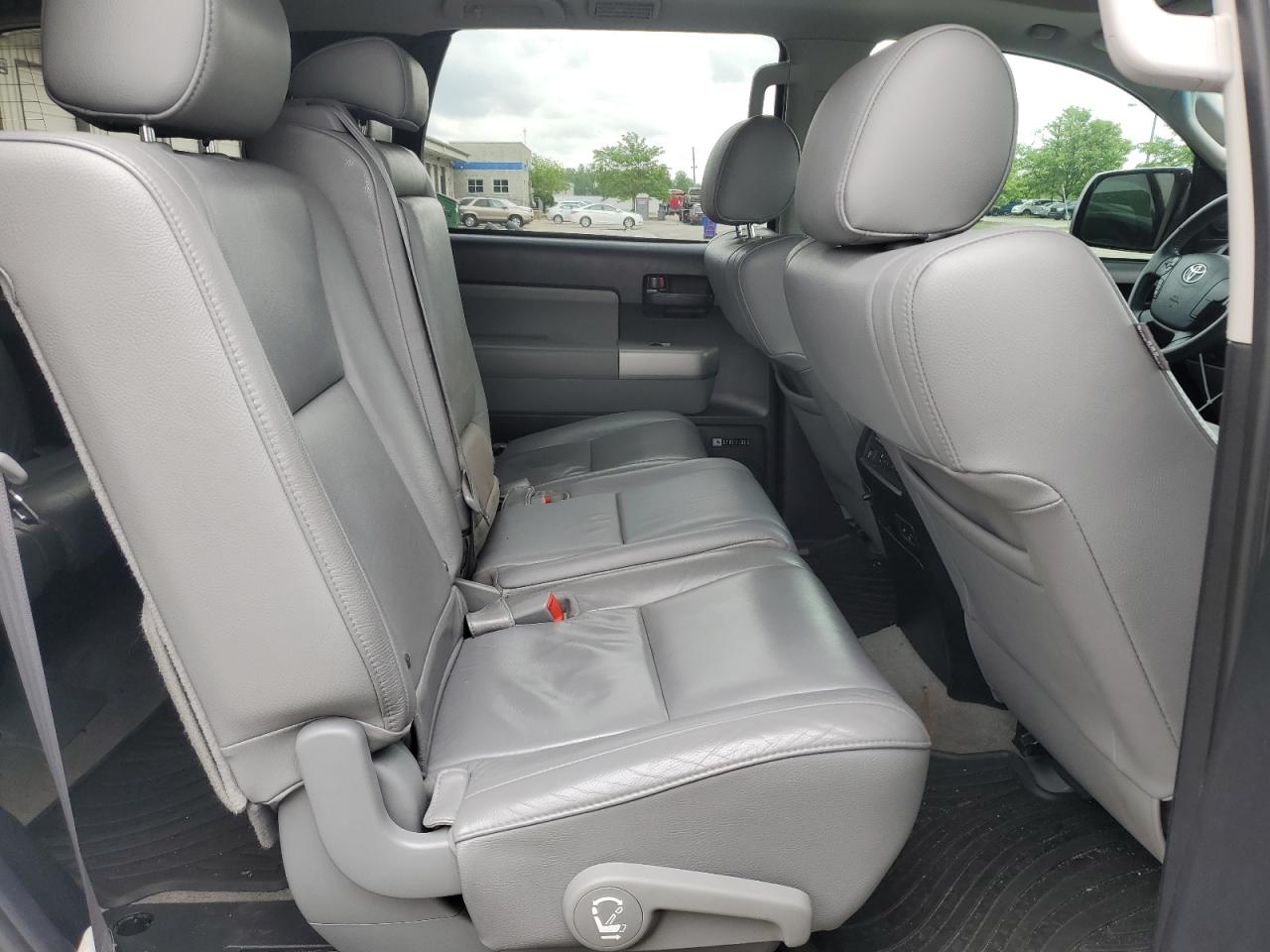 2008 Toyota Sequoia Sr5 VIN: 5TDBY64AX8S017985 Lot: 55979125