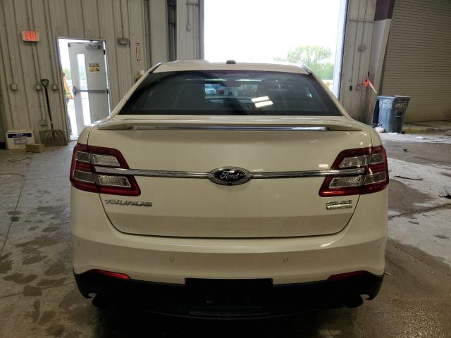 Sedans FORD TAURUS 2015 Biały