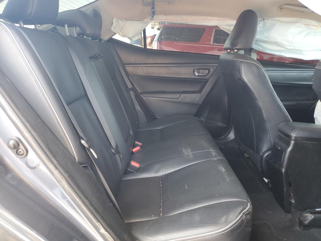 2015 Toyota Corolla L VIN: 5YFBURHEXFP203137 Lot: 57147465