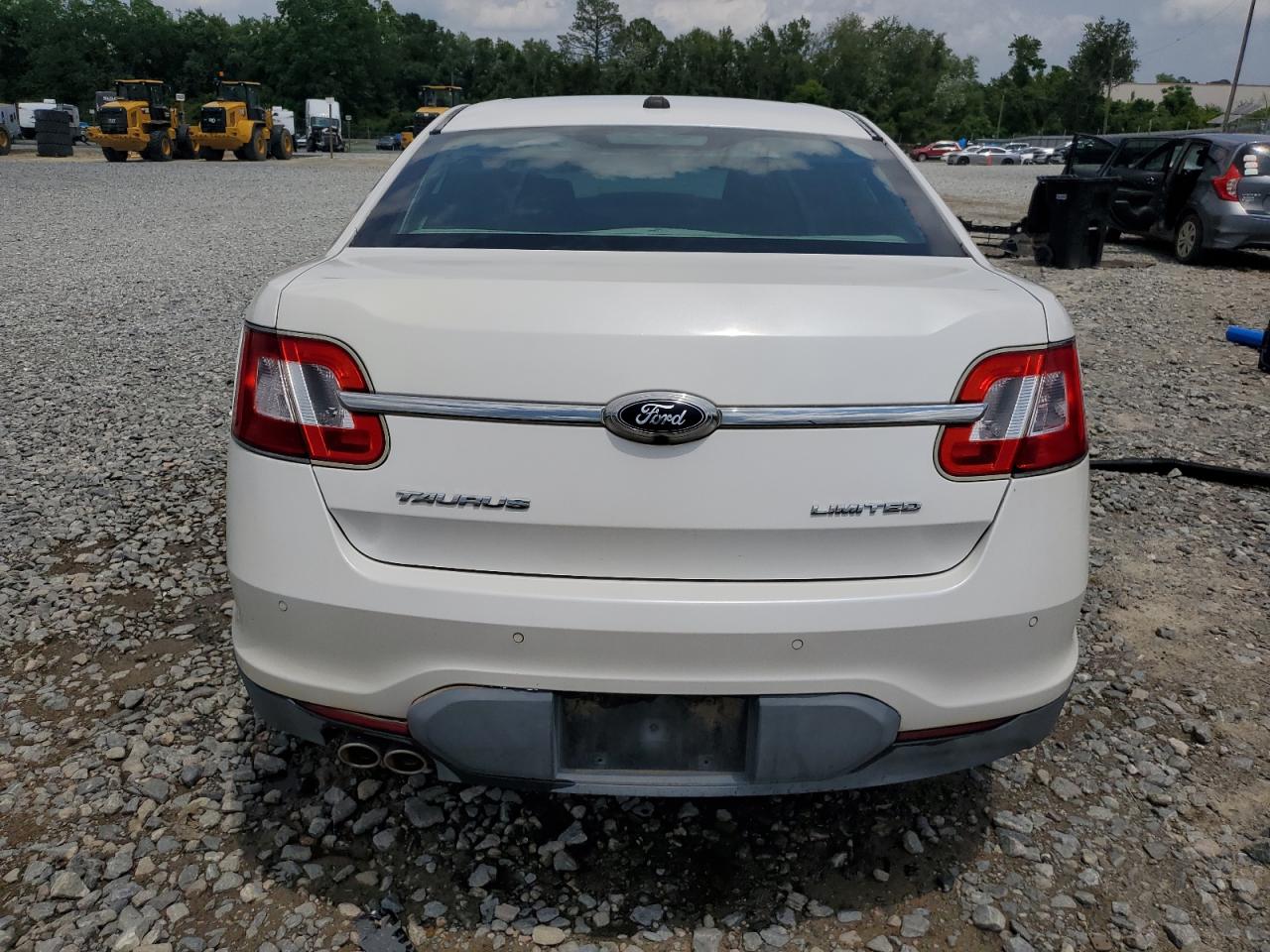 2010 Ford Taurus Limited VIN: 1FAHP2FW8AG162978 Lot: 57617625