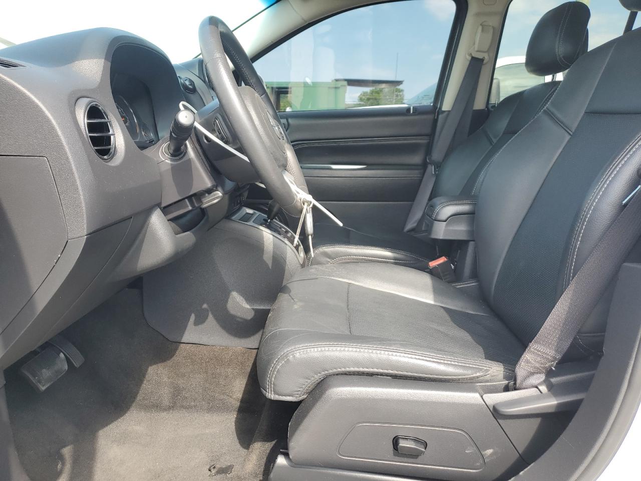 2015 Jeep Compass Latitude VIN: 1C4NJCEA2FD335428 Lot: 57172745