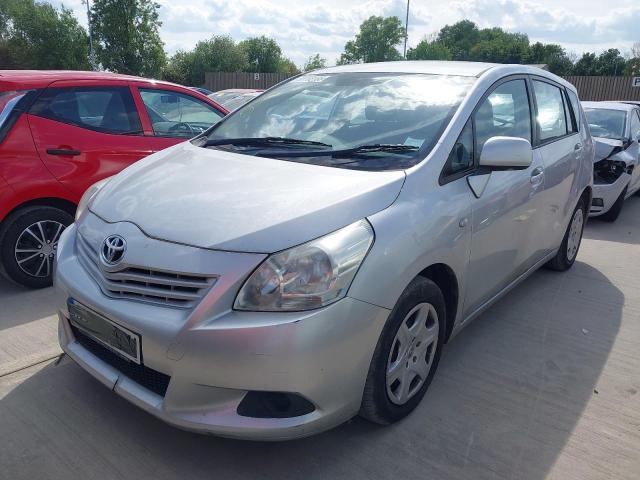 2009 TOYOTA VERSO T2 V