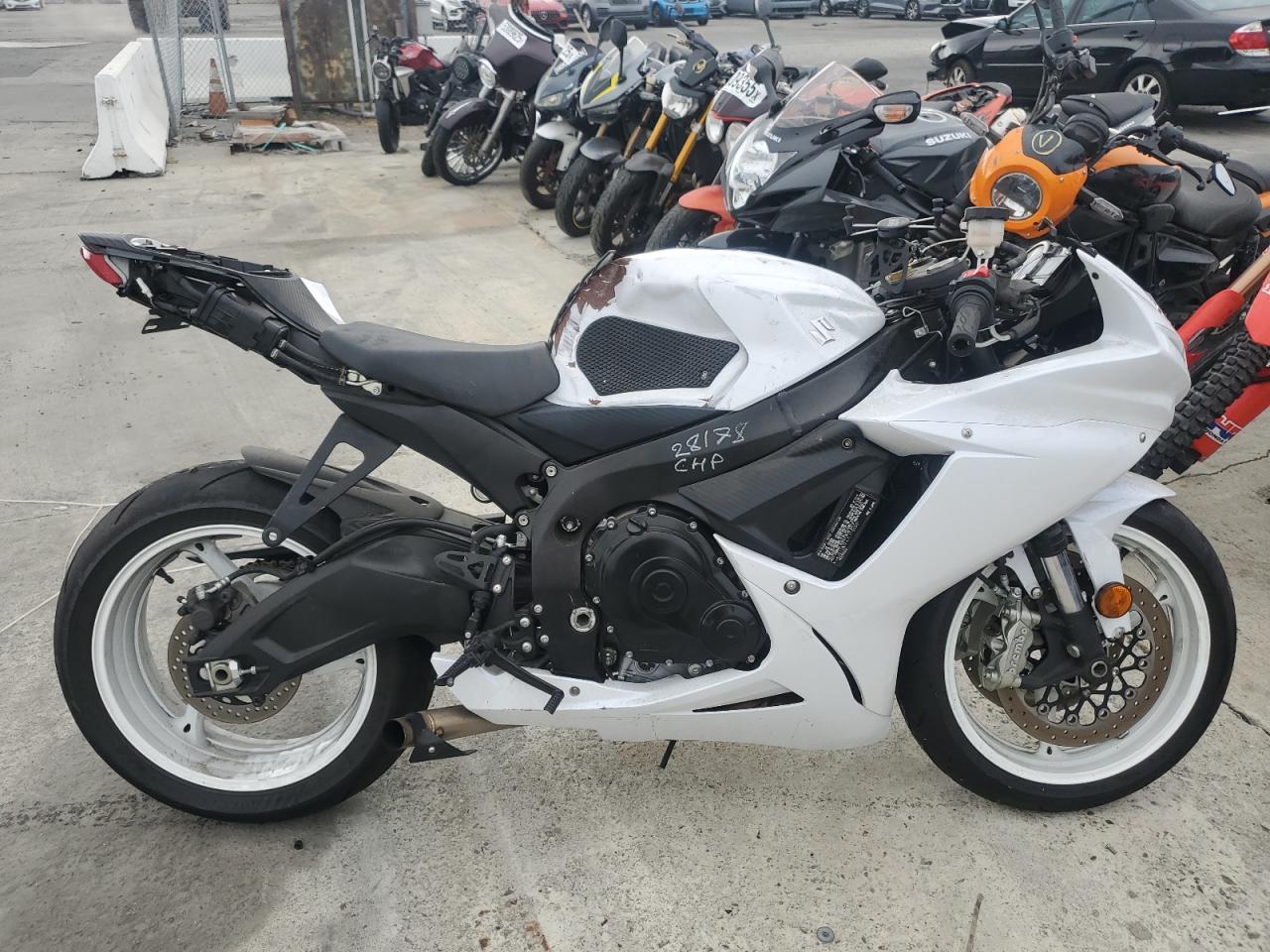 js1gn7fa7l7100501 JS1GN7FA7L7100501 2020 Suzuki Gsx-R600
