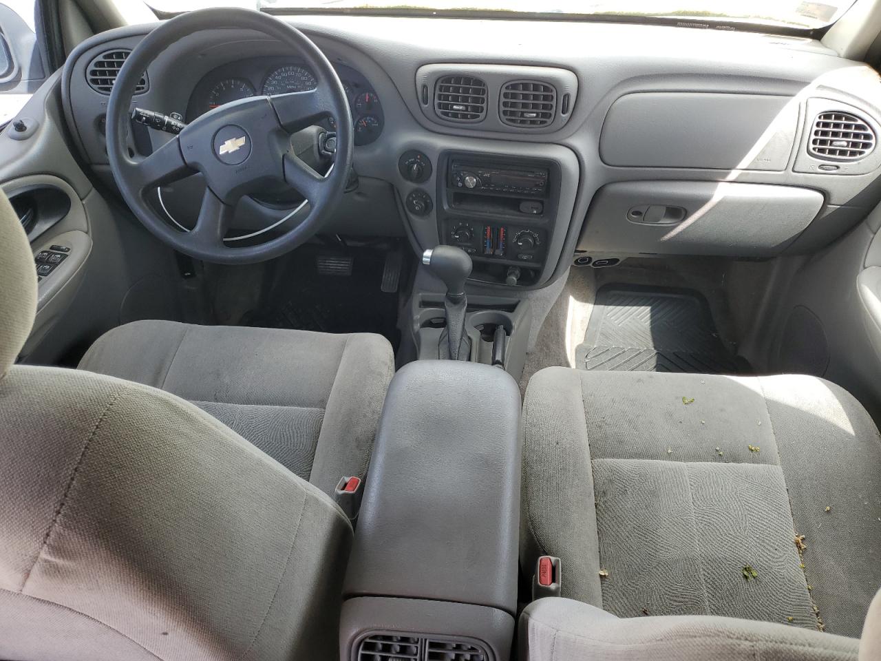 2005 Chevrolet Trailblazer Ls VIN: 1GNDT13S352228704 Lot: 57062495