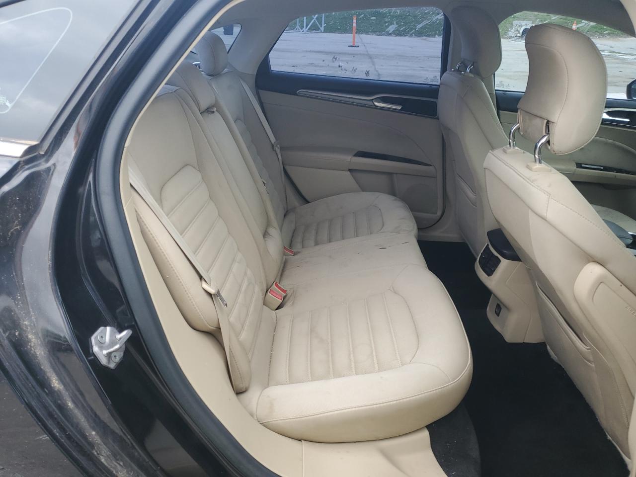 2014 Ford Fusion Se VIN: 1FA6P0HDXE5400175 Lot: 57037325