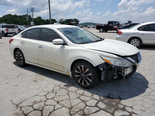 Sedans NISSAN ALTIMA 2016 Biały