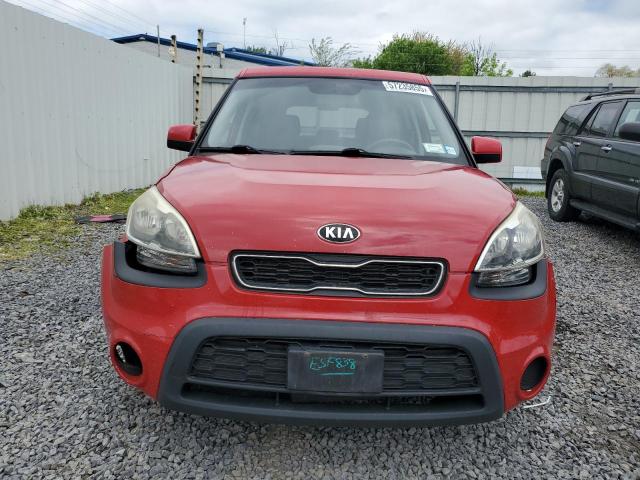Parquets KIA SOUL 2013 Czerwony