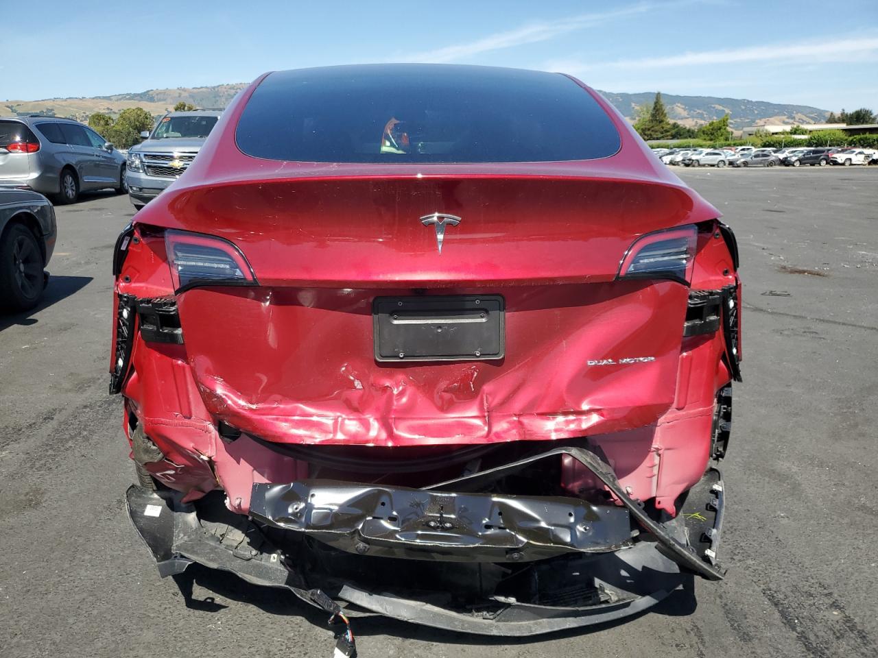 2024 Tesla Model Y VIN: 7SAYGDEE4RF156411 Lot: 56753665