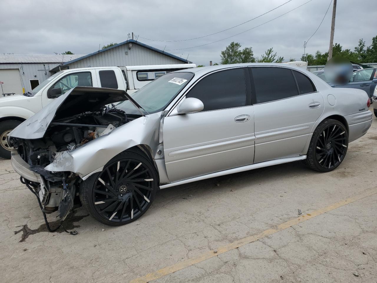 2001 Buick Lesabre Custom for Sale in Pekin, IL - Front End