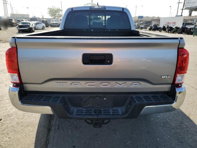 Пикапы TOYOTA TACOMA 2017 Серебристый