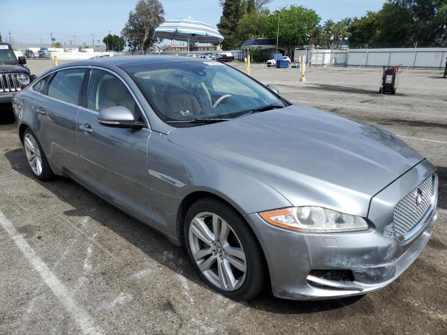  JAGUAR XJ 2013 Srebrny