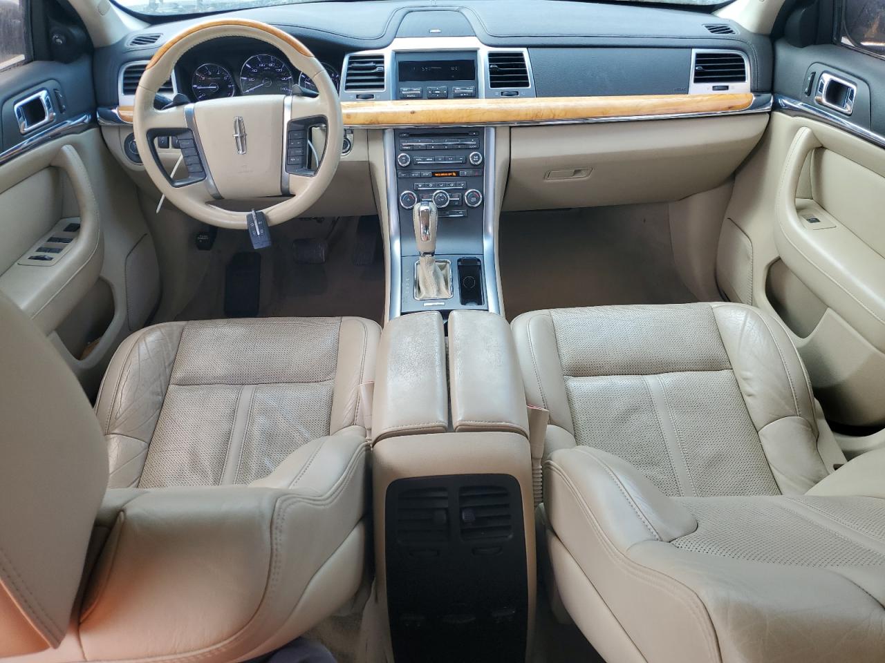 2010 Lincoln Mks VIN: 1LNHL9DR0AG615403 Lot: 55128235