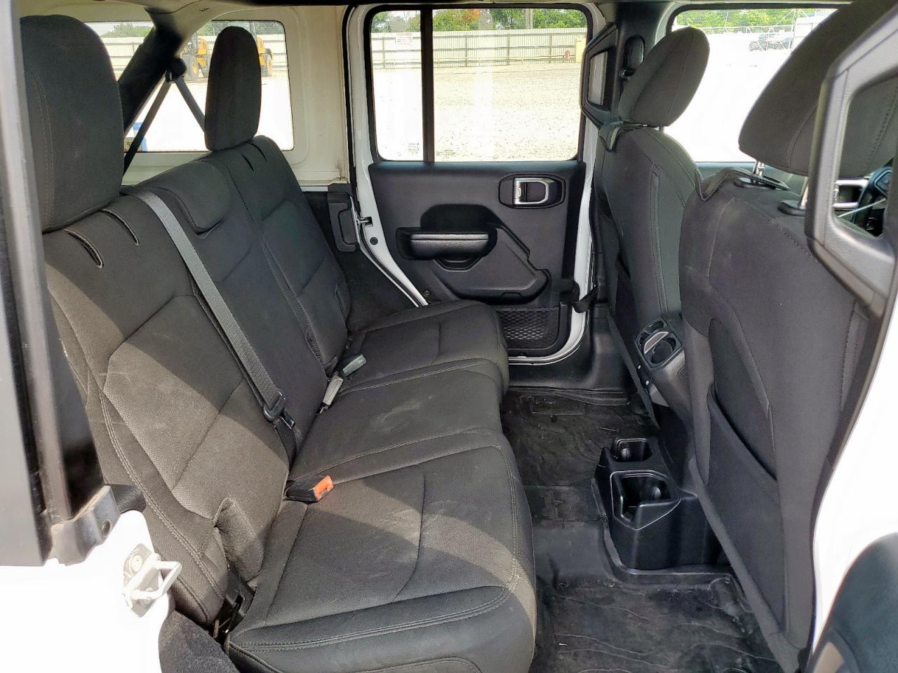 2020 Jeep Wrangler Unlimited Sport VIN: 1C4HJXDG6LW252353 Lot: 56556425