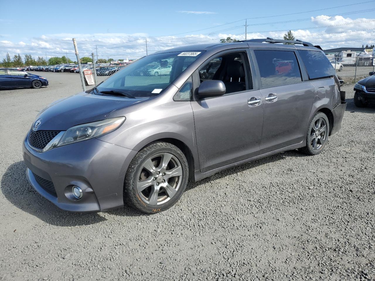 2017 Toyota Sienna Se for Sale in Eugene, OR - Rear End