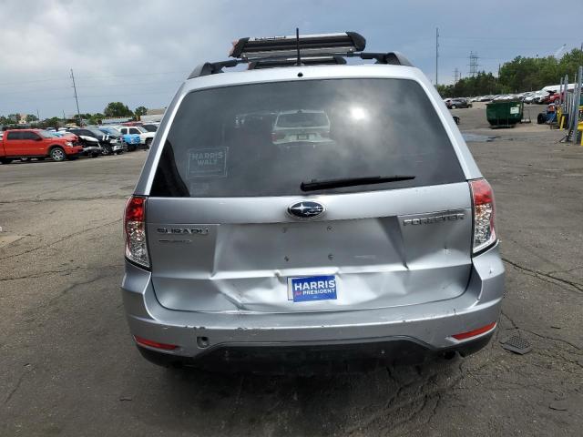 SUBARU FORESTER 2012 Серебристый